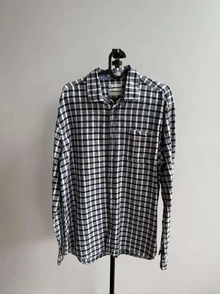 Kemeja Linen Lengan Panjang Kotak Hitam Tom Tailor