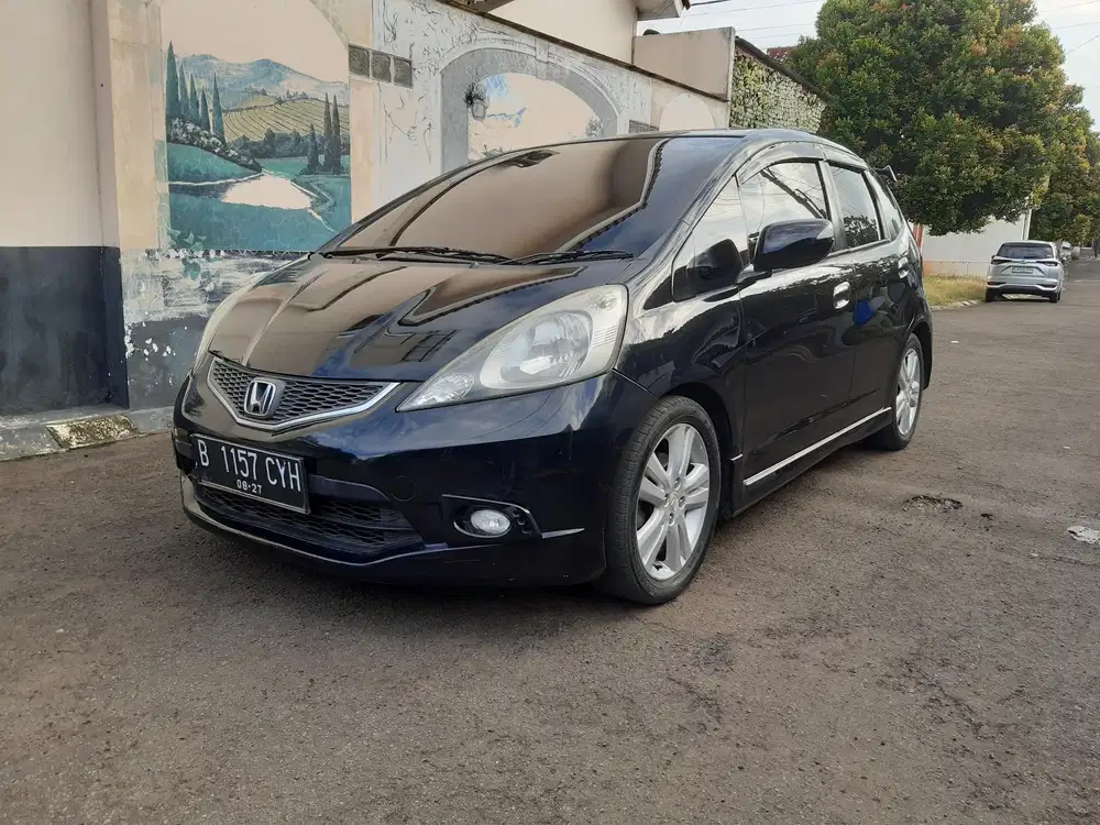 Honda Jazz 2011 Bensin