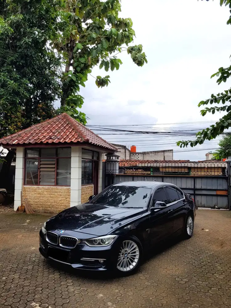 BMW F30 320I LUXURY 2013