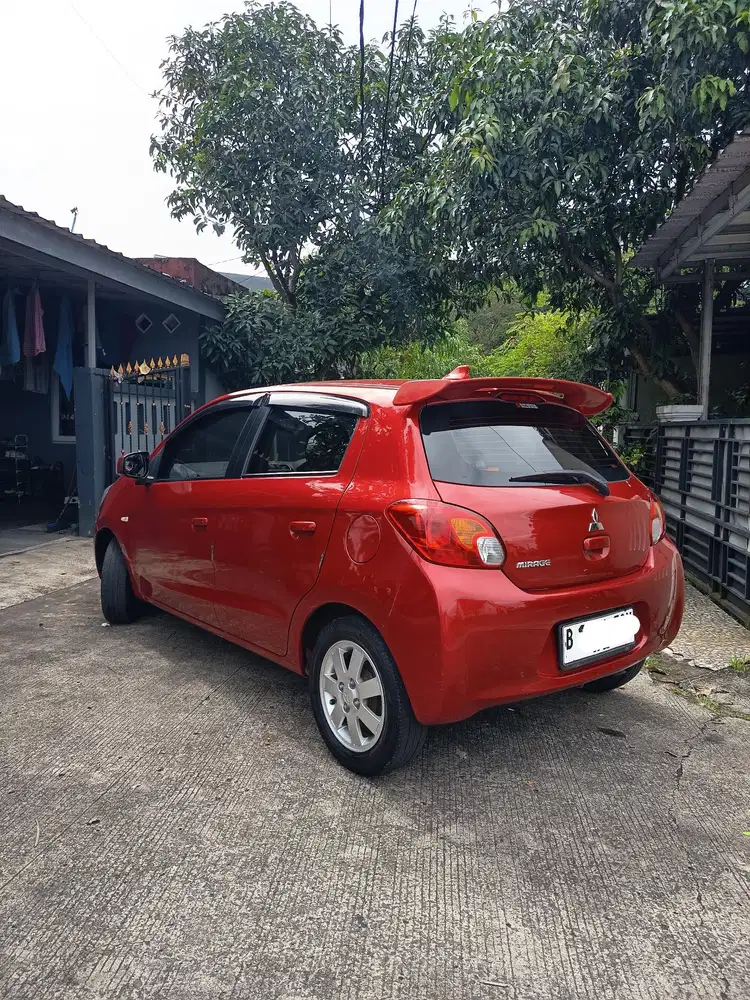 Mitsubishi Mirage 2015 Bensin