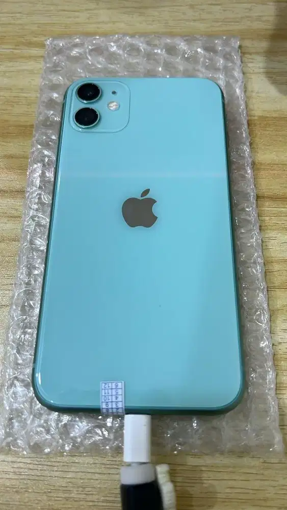 IPHONE 11 128 LIKE NEW