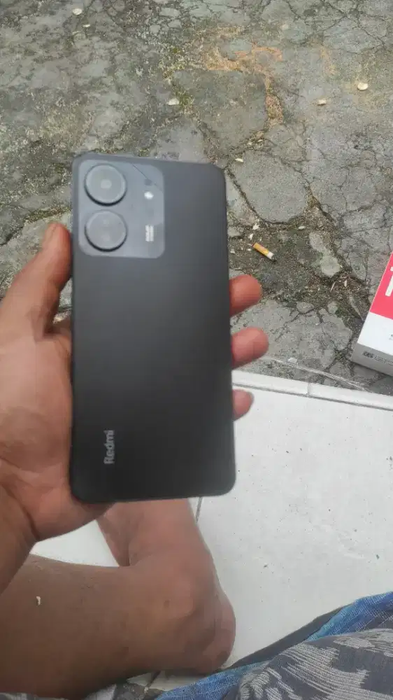 Seperti baru Redmi13c ram8 256