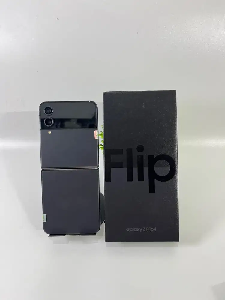 Samsung Z Flip 4 8/256GB SEIN RESMI