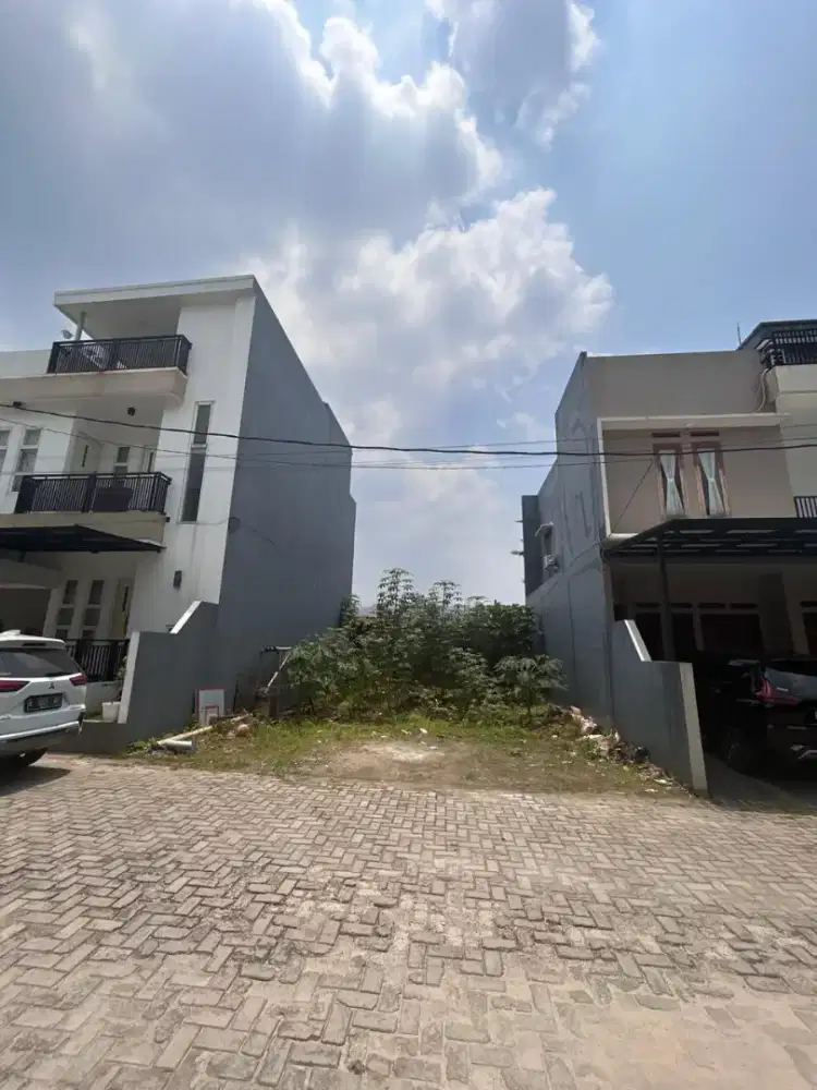 Di jual cepat tanah kavlingan di dlm perumahan.Surat SHM.