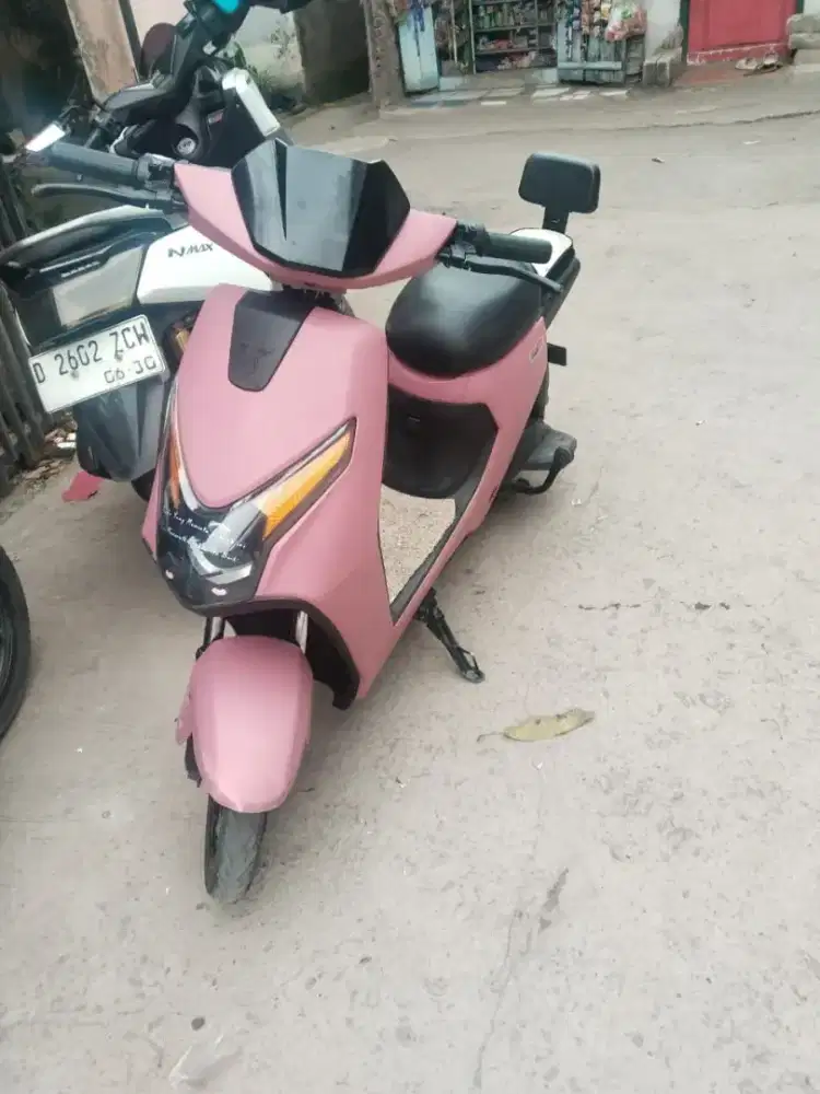 Baru 3bulan D65 mulus minus pemakaian