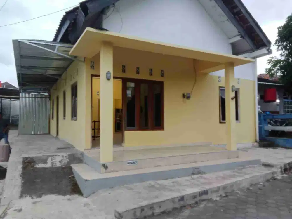 Kontrakan dekat stadion maguwoharjo dekat kampus amikom instiper