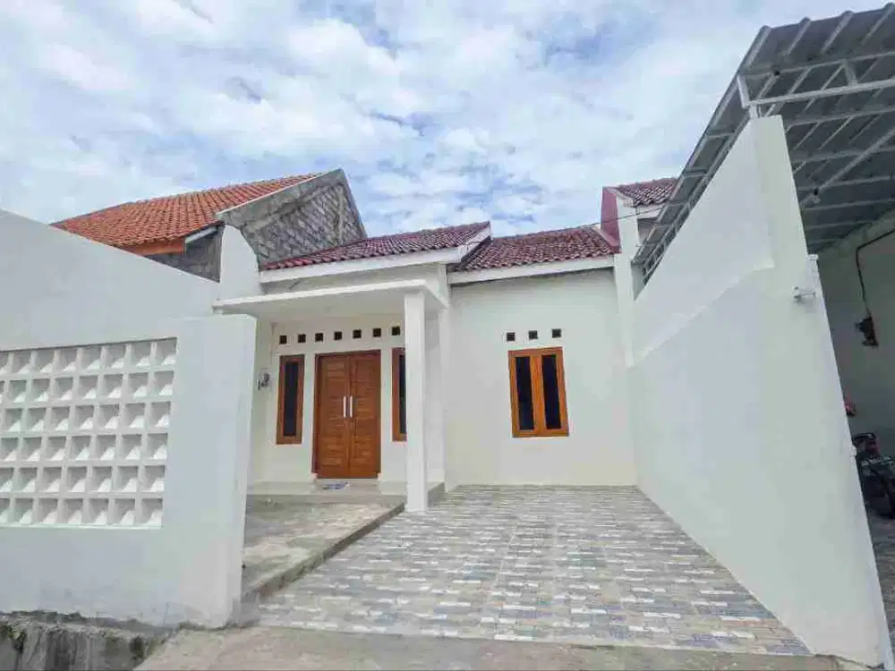 Rumah Cantik Progres Pagar Canopy Tengah Kota Sumber