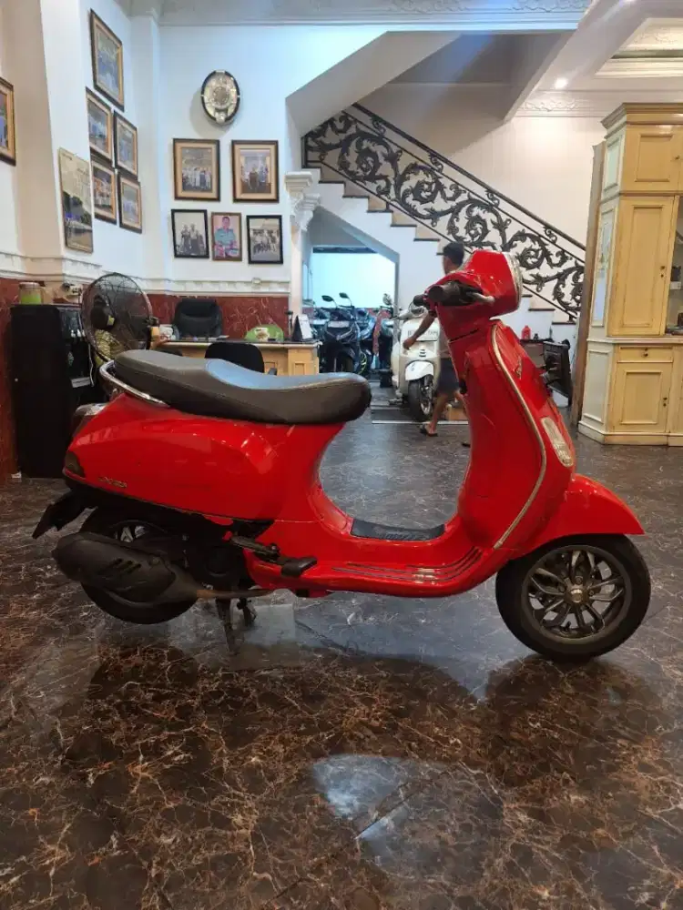 HUB CE KOM DP PROMO VESPA LX 125 2020  MOTOR GRES KAYA BARU KM LOW