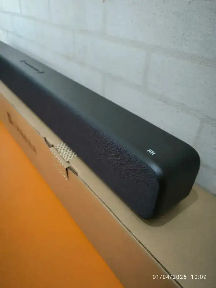 Mi Soundbar 8 Speaker Home Theater