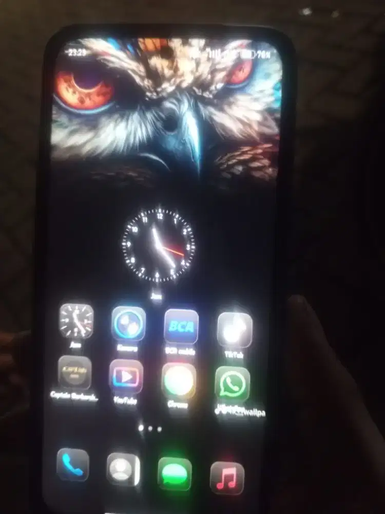 Di jual poco m7 pemakaian baru 3 bln