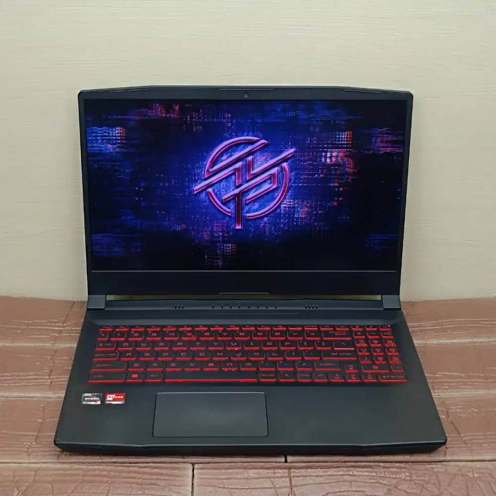 MSI GAMING Bravo 15 B5DD AMD RYZEN 5-5600H 8GB/512GB RX 5500M 144Hz