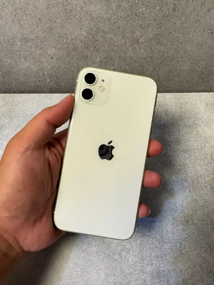 iPhone 11 128Gb iBox