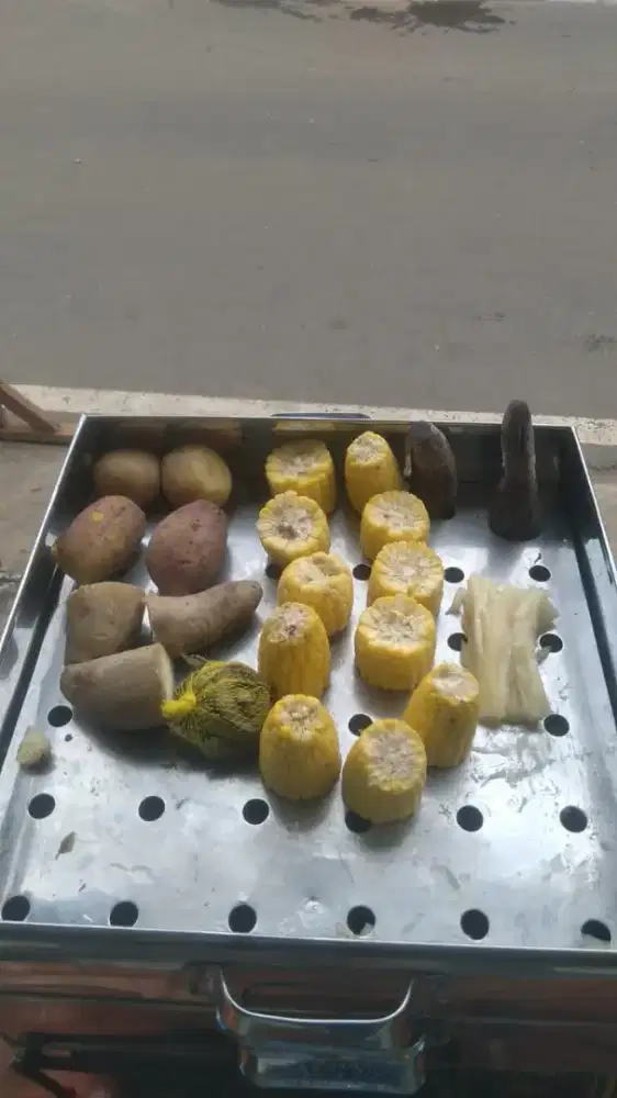 Dibutuhkan tenaga di dapur