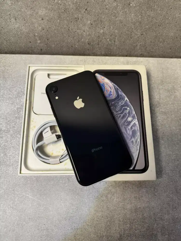 iPhone Xr 128Gb iBox