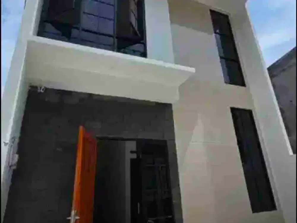 rumah 2 lantai baru dan ready stock siap huni hanya 3 menit jalan tol dan dekat bandara malang