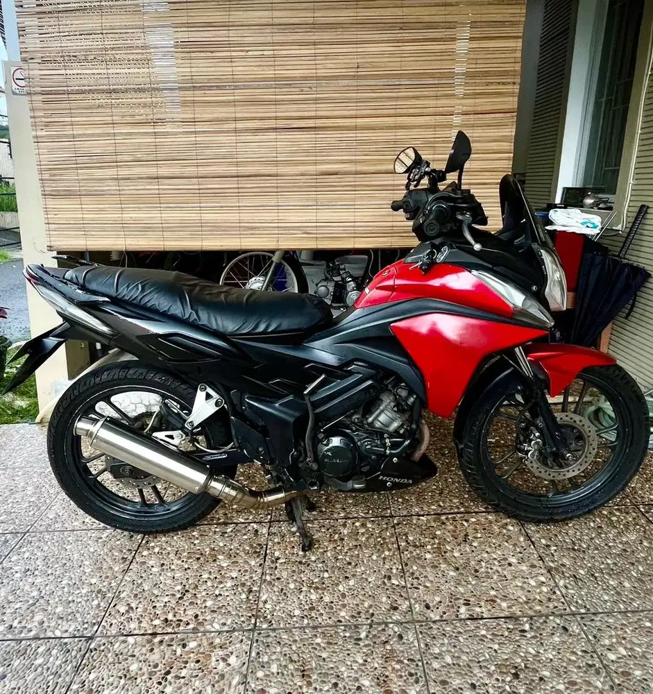 Honda cs 1 2008