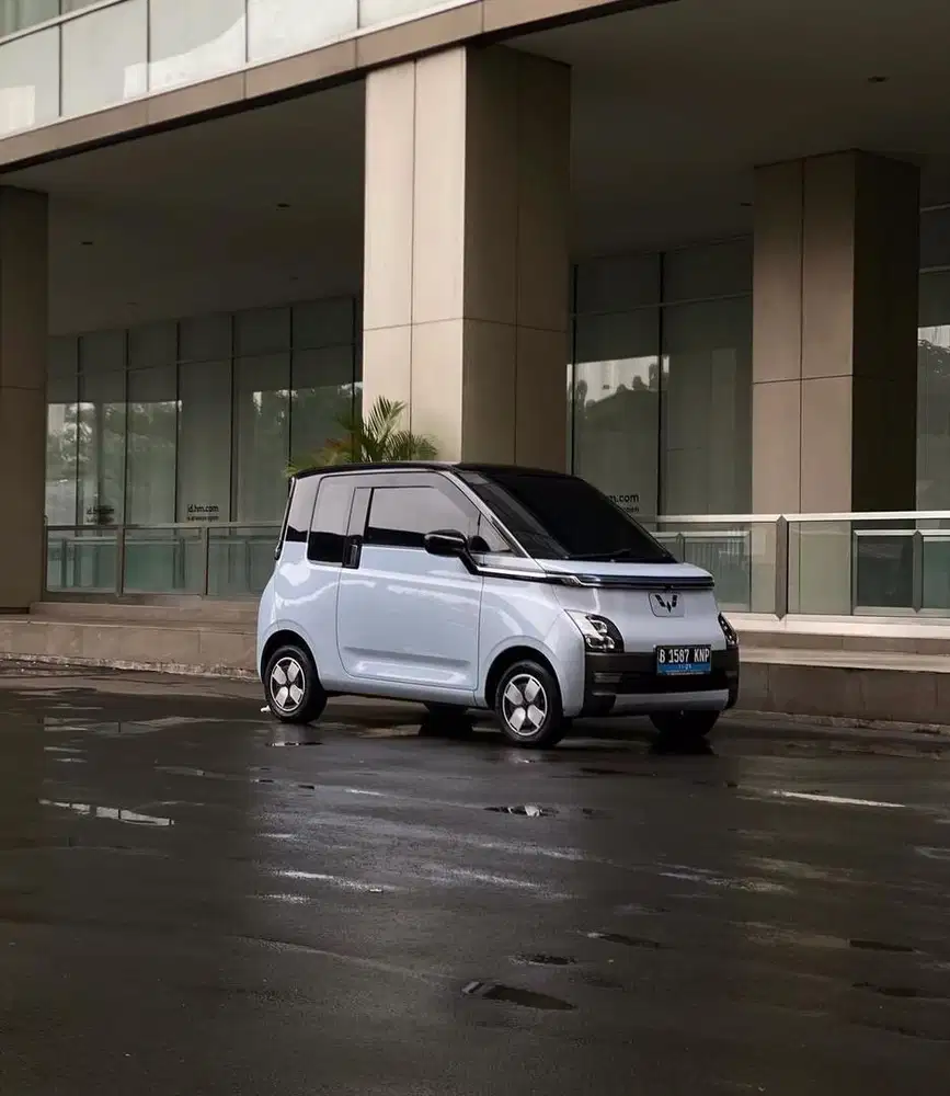 Harga Cash Wuling Air EV Long Range Pro 300 KM Blue 2024 Listrik