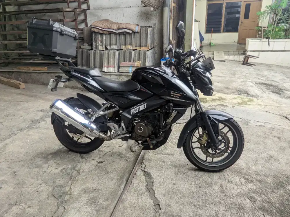 Kawasaki BR200A ( 200NS)