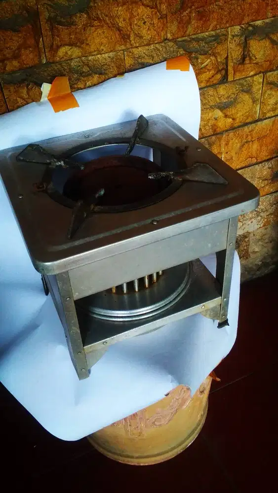 KOMPOR MINYAK TANAH MEREK HOCK 22 SUMBU