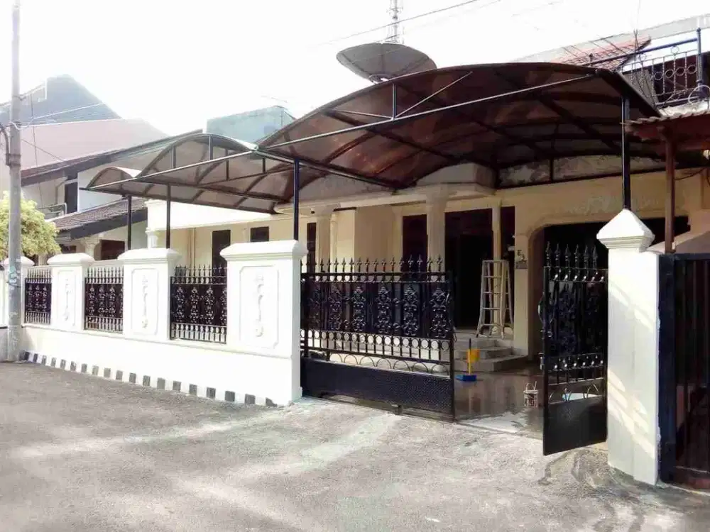 RUMAH SLIPI JAKARTA BARAT