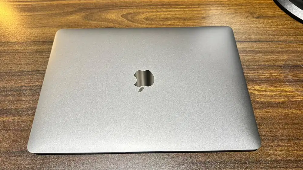 Jual Macbook Pro M2 13 inch