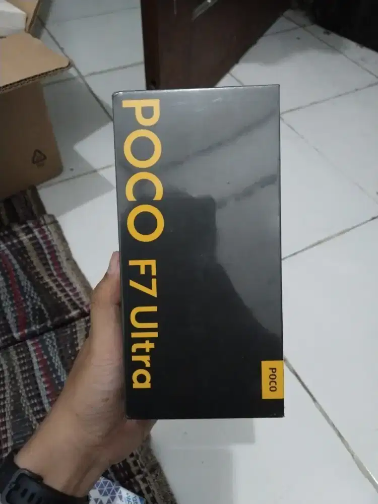 Poco F7 Ultra 12/256 Neww