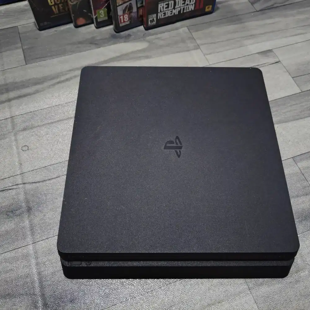 PS 4 SLIM 1 TB SECOND