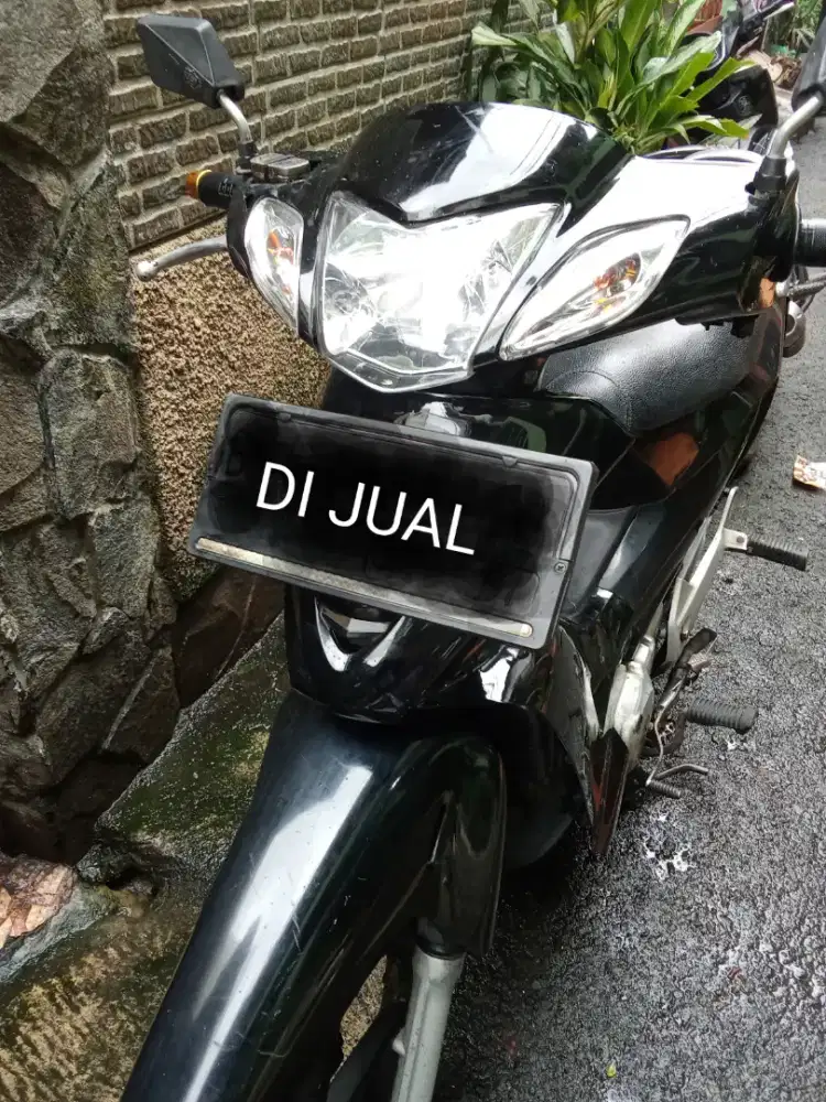 Honda Karisma Tahun 2004