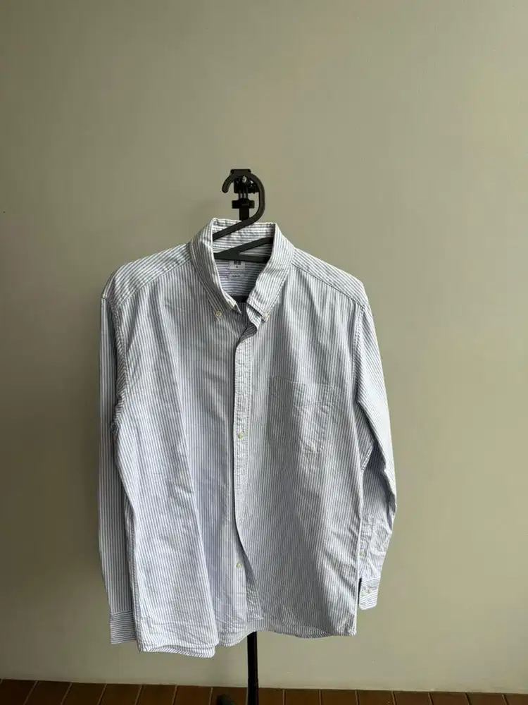 Kemeja Oxford Stripe Lengan Panjang Uniqlo