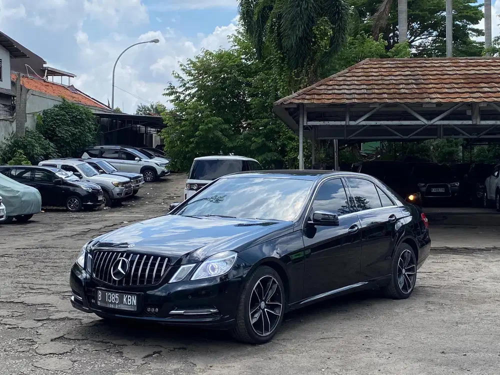 Mercedes-Benz E200 2013 Bensin