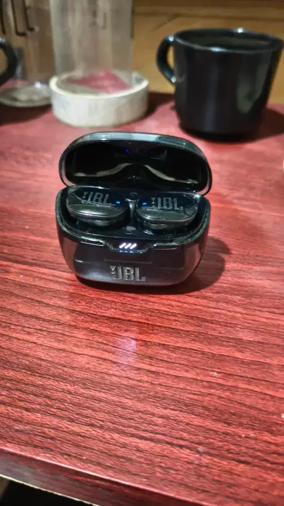 JBL TUNE BUDS GHOST EDITION