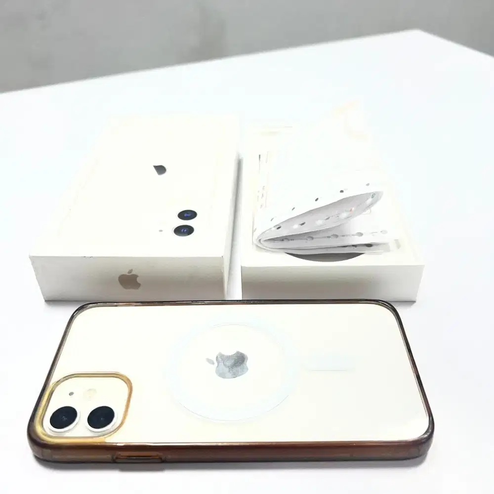Iphone 11 128 Gb White Regist Beacukai Normal Mulus
