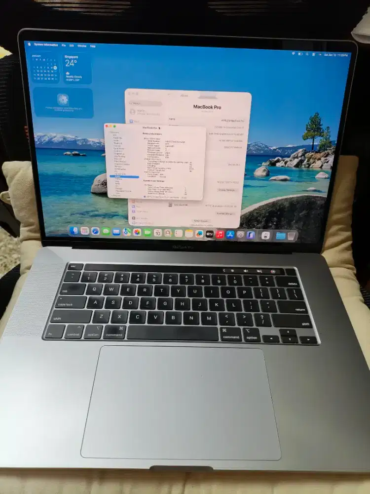Apple Macbook Pro 16 inch mulus like new