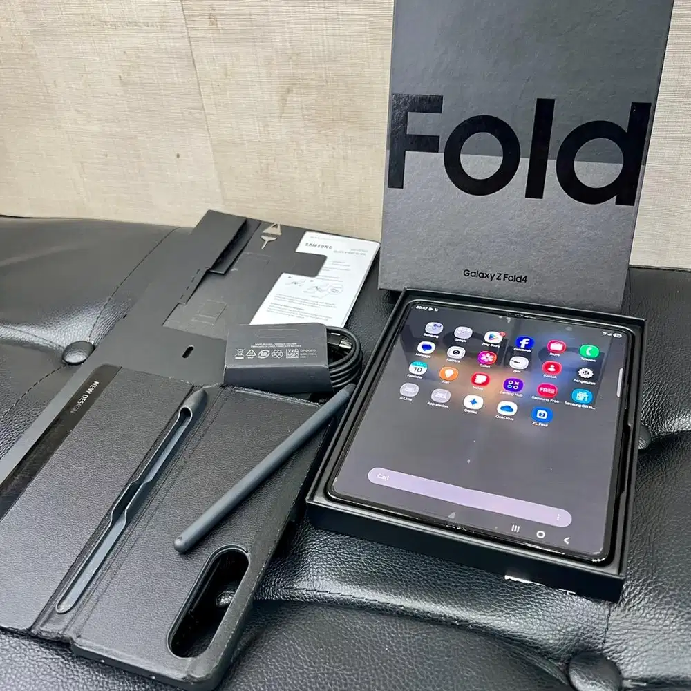 Samsung Z Fold 4 //512gb //black //ex-Resmi