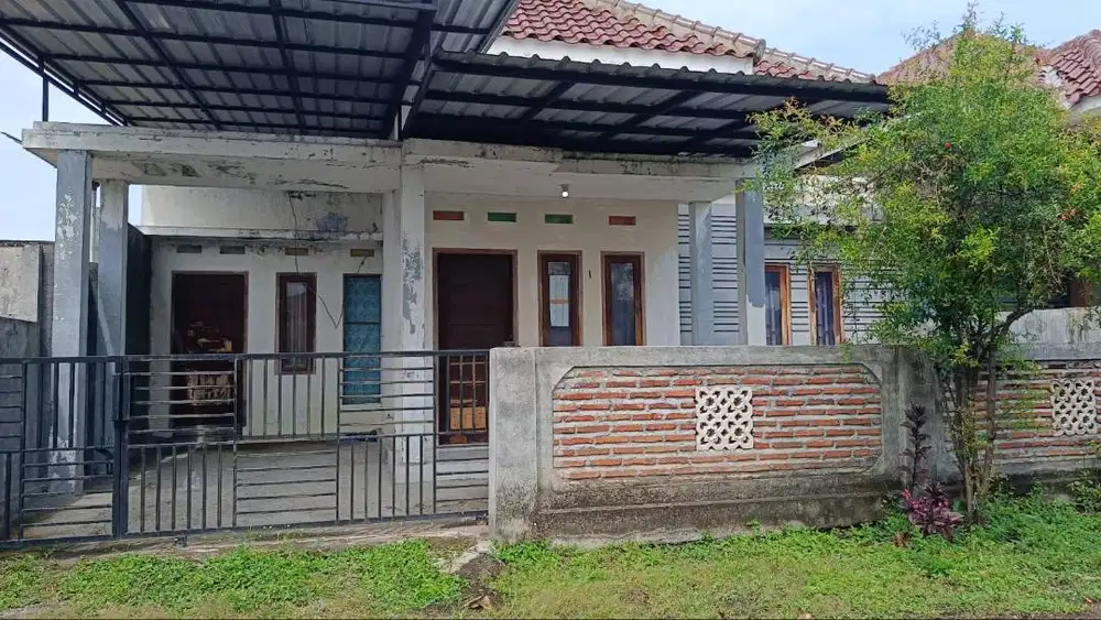 Dijual cepat tanpa perantara  hub.081212343198