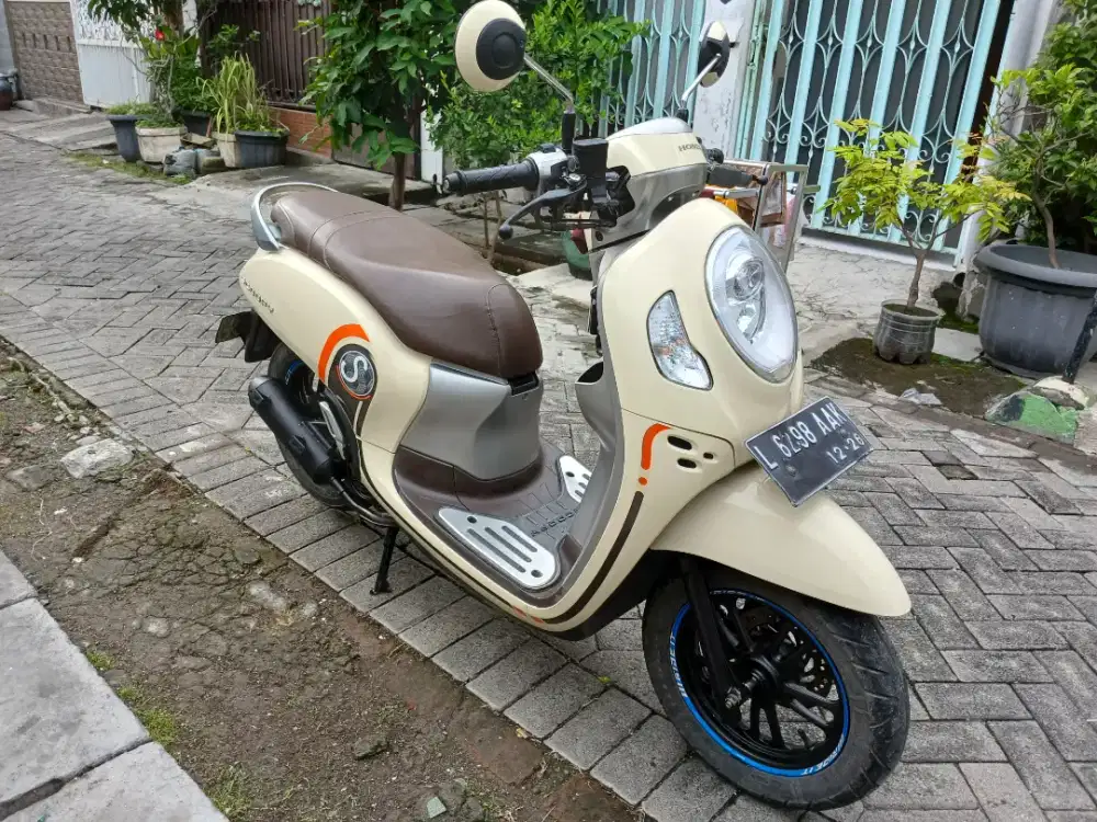 BU scoopy cbs 2021 km 36 rb kondisi sgt bagus samsat tandes