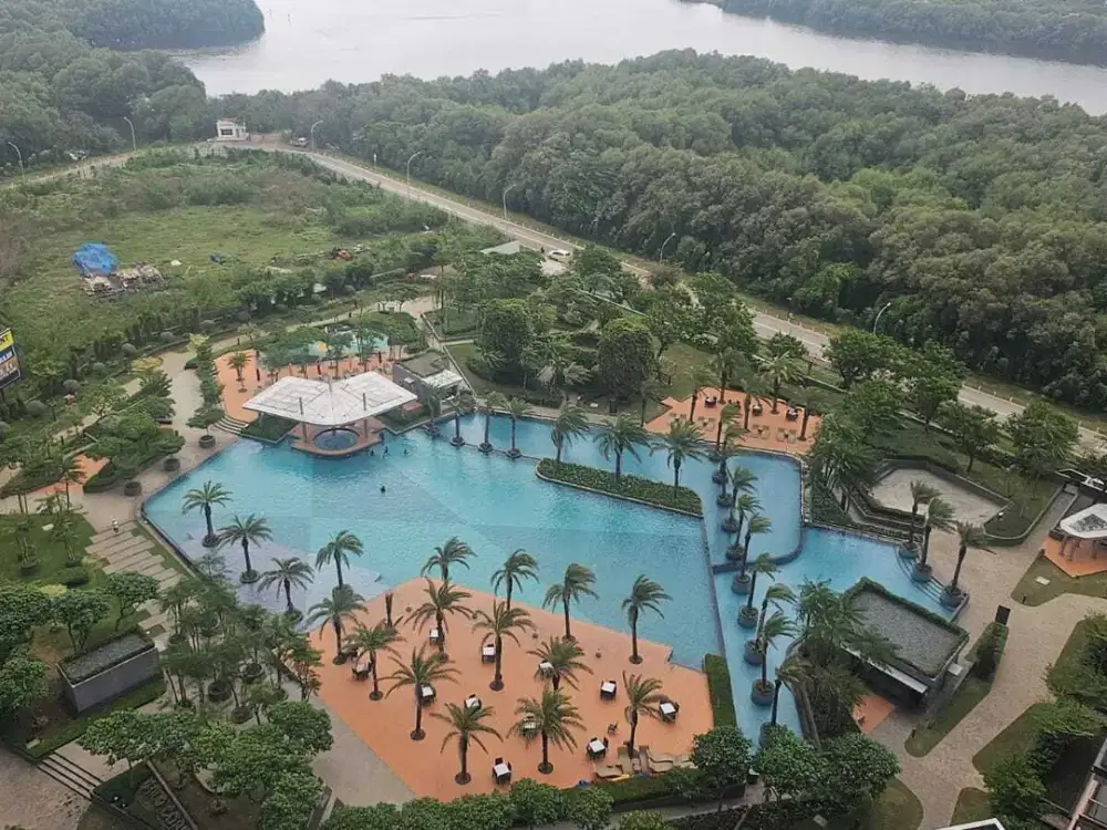 Disewa apartement gold coast 3+1 ( 113 m2) view laut