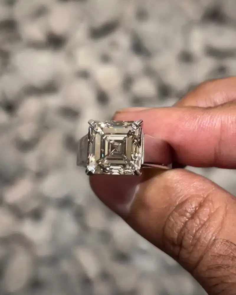 Berlian natural 10 crt GIA sertifikat