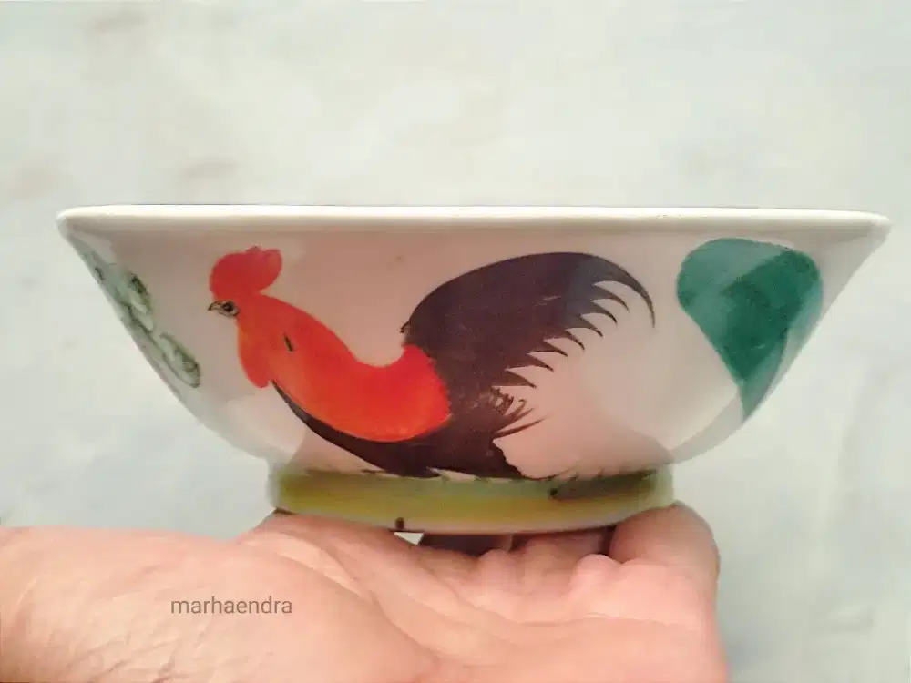 Mangkuk jago tua antik