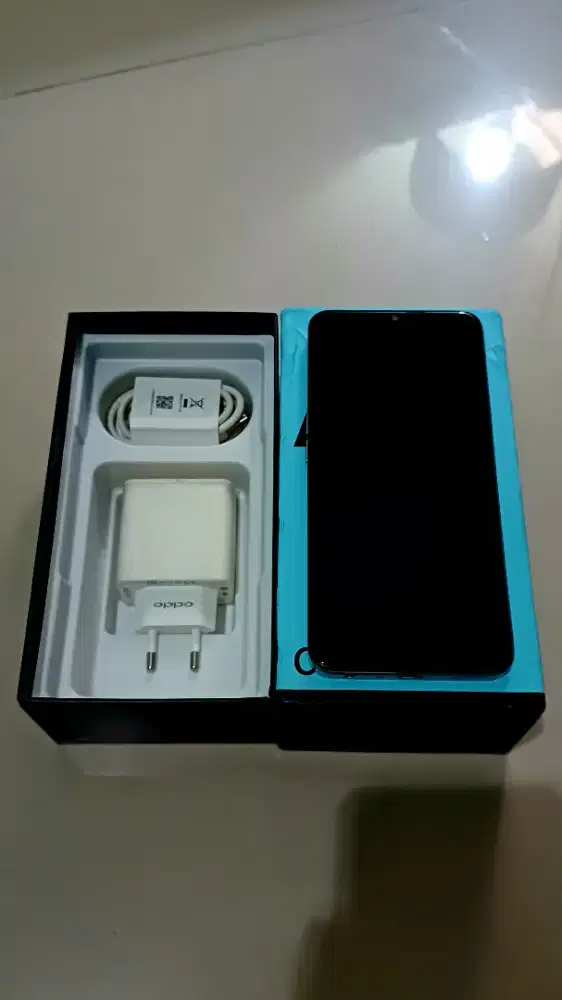 OPPO A78 5G (RAM 8+4/ROM 256GB)