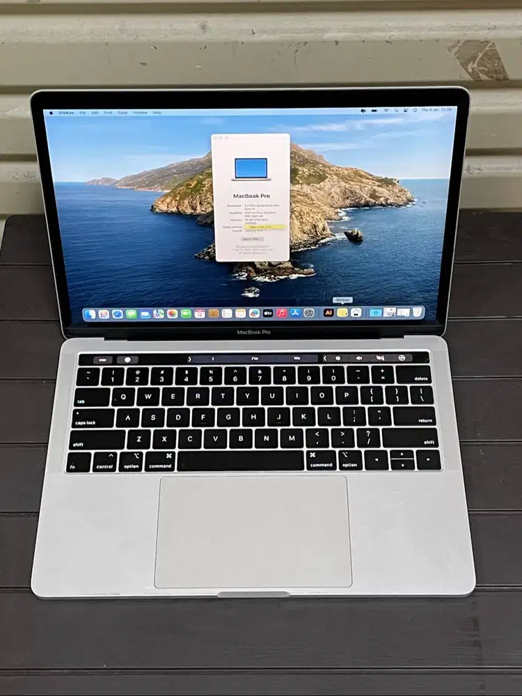 MacBook Pro 13-inci 2019 i5 16gb 512gb Touch Bar