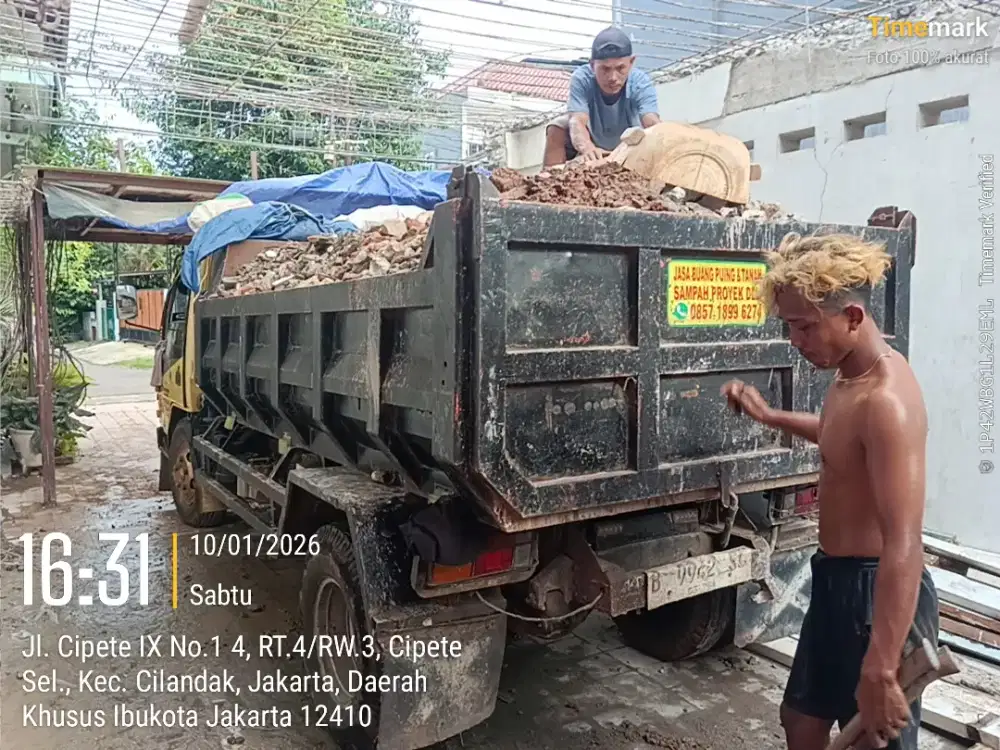 Jasa pengurugan puing dan buang sampah