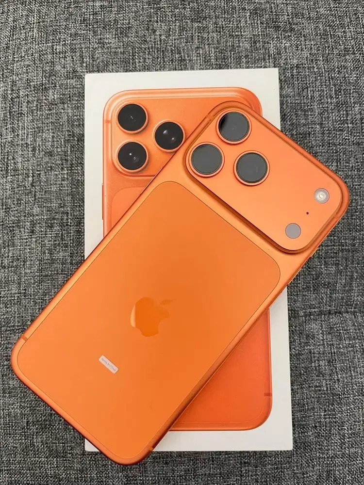 Dijual iphone 17 promax 256 ibox pakaian 1 bulan