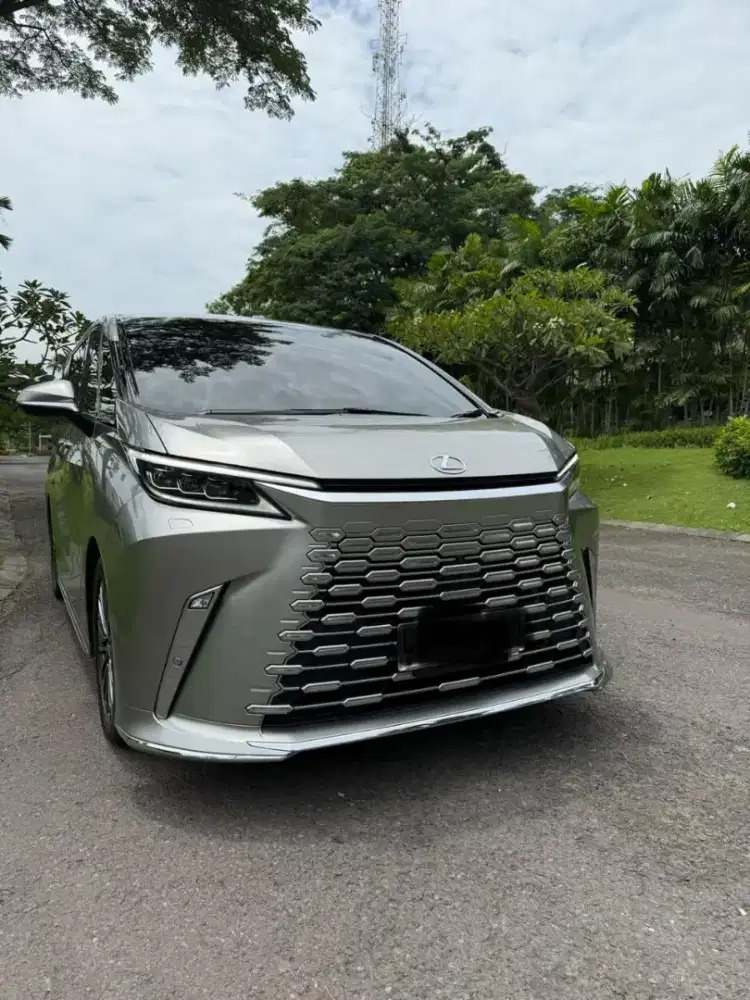LEXUS LM350H NIK 2024 LOW KM FREE ASURANSI ALLRISK