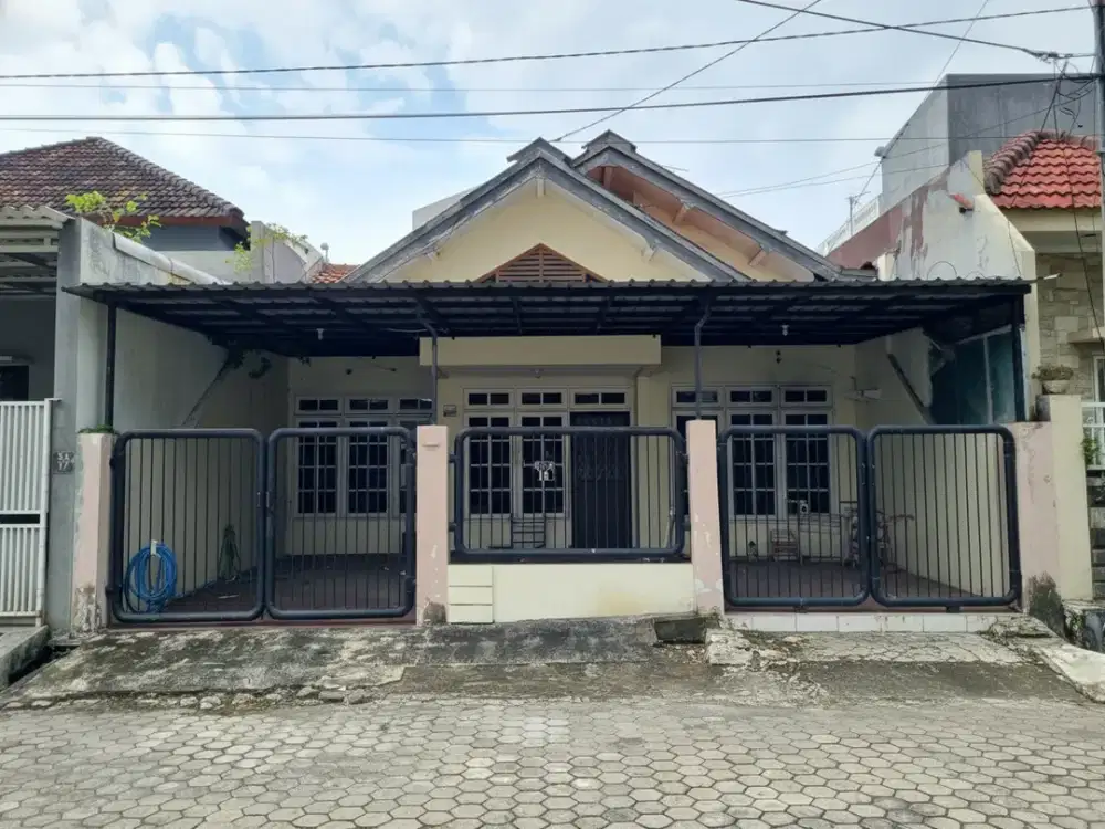 Dijual Rumah Hitung Tanah di Taman Pondok Indah TPI Surabaya Barat 9 x 20 meter, cuma 1.2M