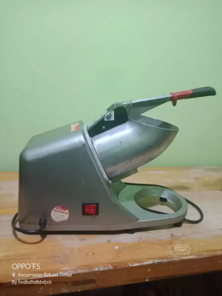 Mesin penghancur Es Fomac ICH 300BD