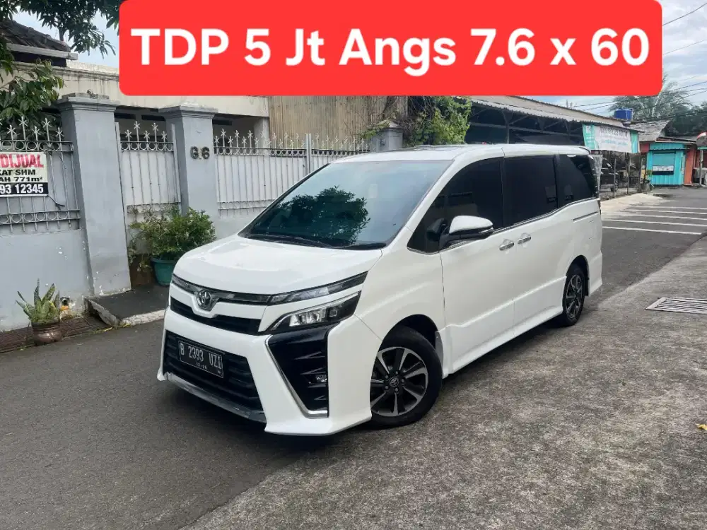 TDP 5 Jt Angs Termurah Toyota Voxy 2.0 2021 Matic Putih Low Km LikeNew