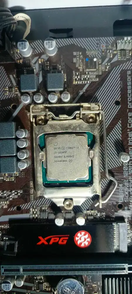 Intel i3 10105f + Mobo Gigabyte h410m h v3 dan fan