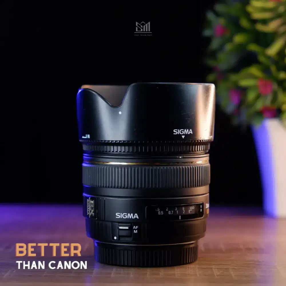 Better dari Canon 50mm F1.4 ini Sigma 30mm F1.4 HSM Bestseller