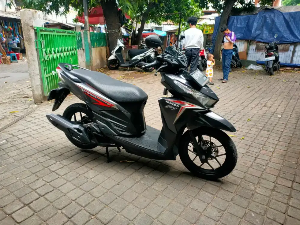 Honda Vario 125 PGM-FI Tahun 2016